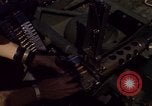 Immagine di Imbarcazione di pattuglia River Il Vietnam, 1968, secondo 51 filmato di repertorio 65675055577