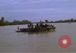 Standbild Patrol Boat River Vietnam, 1968, aus Sekunde 15 historischem Filmmaterial Videoclip 65675055578