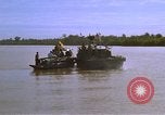 Standbild Patrol Boat River Vietnam, 1968, aus Sekunde 21 historischem Filmmaterial Videoclip 65675055578