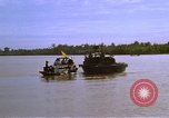 Standbild Patrol Boat River Vietnam, 1968, aus Sekunde 31 historischem Filmmaterial Videoclip 65675055578