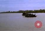 Standbild Patrol Boat River Vietnam, 1968, aus Sekunde 37 historischem Filmmaterial Videoclip 65675055578