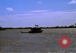 Standbild Patrol Boat River Vietnam, 1968, aus Sekunde 50 historischem Filmmaterial Videoclip 65675055578