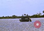 Standbild Patrol Boat River Vietnam, 1968, aus Sekunde 62 historischem Filmmaterial Videoclip 65675055578