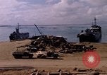 Standbild offloading Operationen Da Nang Vietnam, 1966, aus Sekunde 16 historischem Filmmaterial Videoclip 65675055579