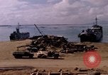 Standbild offloading Operationen Da Nang Vietnam, 1966, aus Sekunde 23 historischem Filmmaterial Videoclip 65675055579