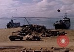 Standbild offloading Operationen Da Nang Vietnam, 1966, aus Sekunde 29 historischem Filmmaterial Videoclip 65675055579