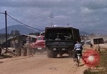Standbild ttraffic Staus Da Nang Vietnam, 1966, aus Sekunde 15 historischem Filmmaterial Videoclip 65675055580