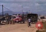 Standbild ttraffic Staus Da Nang Vietnam, 1966, aus Sekunde 17 historischem Filmmaterial Videoclip 65675055580