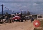 Standbild ttraffic Staus Da Nang Vietnam, 1966, aus Sekunde 26 historischem Filmmaterial Videoclip 65675055580