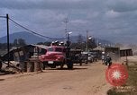 Standbild ttraffic Staus Da Nang Vietnam, 1966, aus Sekunde 28 historischem Filmmaterial Videoclip 65675055580