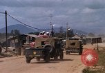 Standbild ttraffic Staus Da Nang Vietnam, 1966, aus Sekunde 45 historischem Filmmaterial Videoclip 65675055580