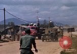 Standbild ttraffic Staus Da Nang Vietnam, 1966, aus Sekunde 47 historischem Filmmaterial Videoclip 65675055580