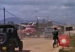 Standbild ttraffic Staus Da Nang Vietnam, 1966, aus Sekunde 58 historischem Filmmaterial Videoclip 65675055580