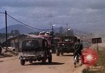 Standbild ttraffic Staus Da Nang Vietnam, 1966, aus Sekunde 60 historischem Filmmaterial Videoclip 65675055580
