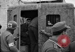 Immagine di Feriti tedeschi Avranches Francia, 1944, secondo 49 filmato di repertorio 65675055589
