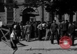 Standbild Rückkehr französischer Flüchtlinge Vannes Frankreich, 1944, aus Sekunde 12 historischem Filmmaterial Videoclip 65675055592