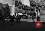 Standbild Rückkehr französischer Flüchtlinge Vannes Frankreich, 1944, aus Sekunde 23 historischem Filmmaterial Videoclip 65675055592