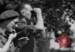 Standbild Rückkehr französischer Flüchtlinge Vannes Frankreich, 1944, aus Sekunde 36 historischem Filmmaterial Videoclip 65675055592