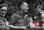 Standbild Rückkehr französischer Flüchtlinge Vannes Frankreich, 1944, aus Sekunde 40 historischem Filmmaterial Videoclip 65675055592