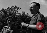 Standbild Rückkehr französischer Flüchtlinge Vannes Frankreich, 1944, aus Sekunde 53 historischem Filmmaterial Videoclip 65675055592