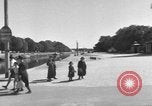 Immagine di Civili francese Vannes Francia, 1944, secondo 8 filmato di repertorio 65675055593