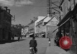 Immagine di Civili francese Vannes Francia, 1944, secondo 11 filmato di repertorio 65675055593