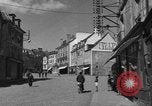 Immagine di Civili francese Vannes Francia, 1944, secondo 16 filmato di repertorio 65675055593