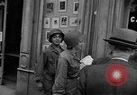 Immagine di Civili francese Le Mans Francia, 1944, secondo 5 filmato di repertorio 65675055595