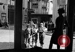 Immagine di Civili francese Le Mans Francia, 1944, secondo 13 filmato di repertorio 65675055595