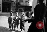 Immagine di Civili francese Le Mans Francia, 1944, secondo 14 filmato di repertorio 65675055595