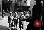 Immagine di Civili francese Le Mans Francia, 1944, secondo 15 filmato di repertorio 65675055595