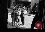 Immagine di Civili francese Le Mans Francia, 1944, secondo 19 filmato di repertorio 65675055595
