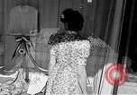 Immagine di Civili francese Le Mans Francia, 1944, secondo 56 filmato di repertorio 65675055595
