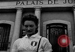 Image civils français Le Mans en France, 1944, de la seconde 6 séquences d'archives historiques vidéo 65675055596