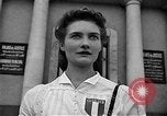 Image civils français Le Mans en France, 1944, de la seconde 17 séquences d'archives historiques vidéo 65675055596