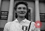 Image civils français Le Mans en France, 1944, de la seconde 21 séquences d'archives historiques vidéo 65675055596