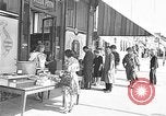 Image civils français Le Mans en France, 1944, de la seconde 22 séquences d'archives historiques vidéo 65675055596
