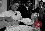 Image civils français Le Mans en France, 1944, de la seconde 57 séquences d'archives historiques vidéo 65675055596