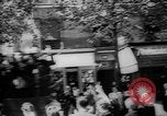 Standbild Feiern an Befreiung von Paris Paris Frankreich, 1944, aus Sekunde 24 historischem Filmmaterial Videoclip 65675055597