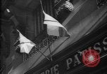 Standbild Feiern an Befreiung von Paris Paris Frankreich, 1944, aus Sekunde 47 historischem Filmmaterial Videoclip 65675055597