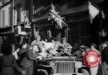 Standbild Feiern an Befreiung von Paris Paris Frankreich, 1944, aus Sekunde 52 historischem Filmmaterial Videoclip 65675055597
