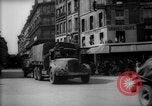 Immagine di Civili parigino Parigi Francia, 1944, secondo 29 filmato di repertorio 65675055598