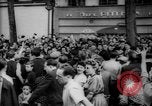 Immagine di Civili parigino Parigi Francia, 1944, secondo 40 filmato di repertorio 65675055598