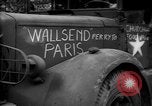 Image gai civils Parisien Paris France, 1944, de la seconde 17 séquences d'archives historiques vidéo 65675055599