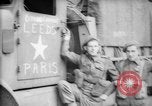 Image gai civils Parisien Paris France, 1944, de la seconde 20 séquences d'archives historiques vidéo 65675055599