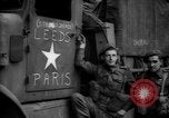 Image gai civils Parisien Paris France, 1944, de la seconde 22 séquences d'archives historiques vidéo 65675055599