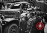 Image gai civils Parisien Paris France, 1944, de la seconde 25 séquences d'archives historiques vidéo 65675055599