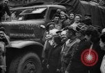 Image gai civils Parisien Paris France, 1944, de la seconde 27 séquences d'archives historiques vidéo 65675055599