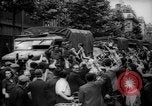 Image gai civils Parisien Paris France, 1944, de la seconde 36 séquences d'archives historiques vidéo 65675055599