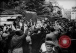 Image gai civils Parisien Paris France, 1944, de la seconde 49 séquences d'archives historiques vidéo 65675055599